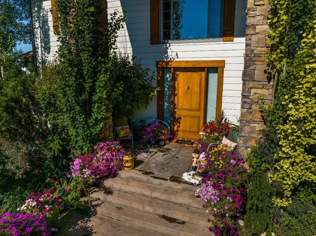 1 Candlelight Drive Bozeman MT 59718