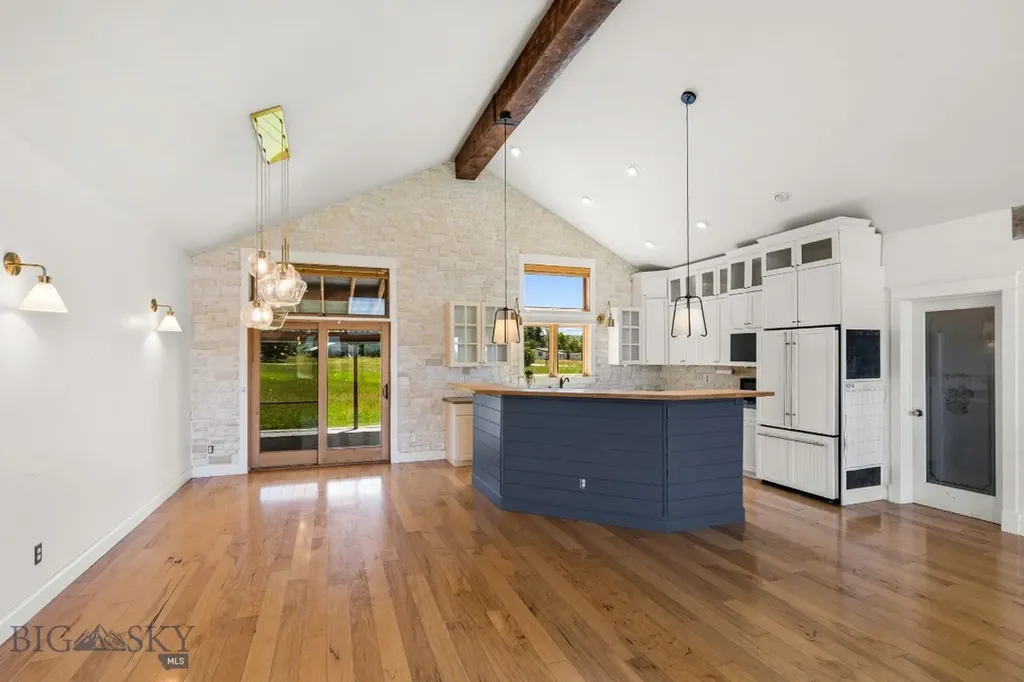 236 Holland Lane Bozeman MT 59718