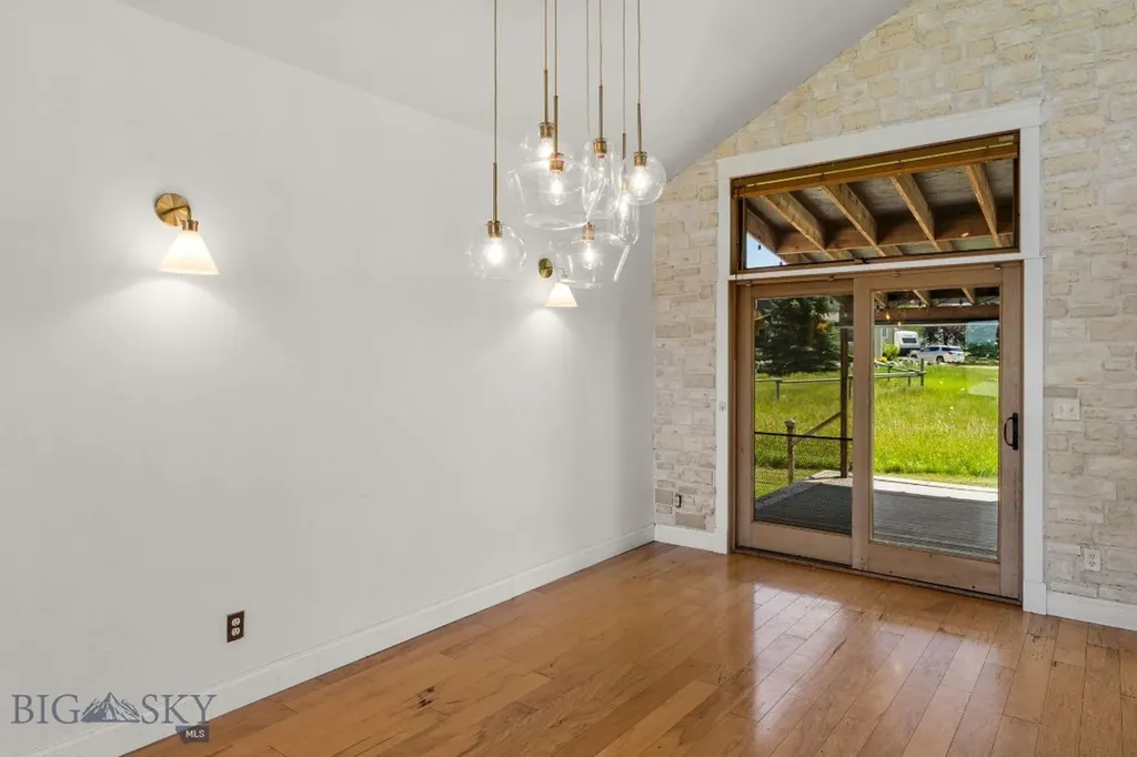 236 Holland Lane Bozeman MT 59718