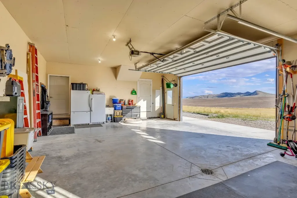 10 Mackenzie Mountain Way Three Forks MT 59752