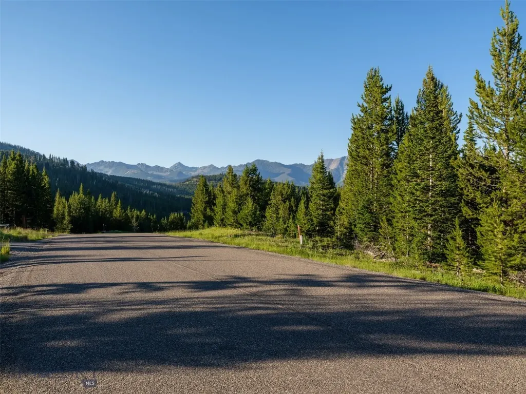 Lot 59 Goshawk Road Big Sky MT 59716