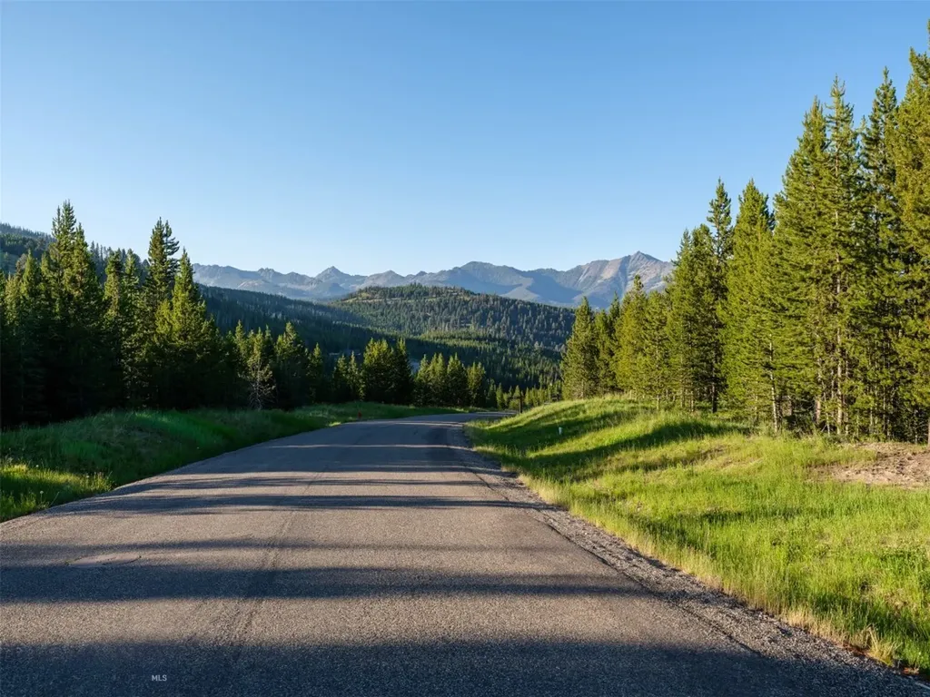 Lot 59 Goshawk Road Big Sky MT 59716