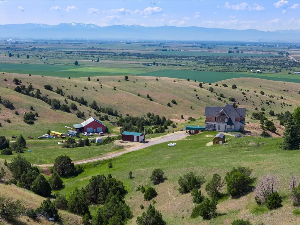 5835 Spaulding Bridge Road Belgrade MT 59714