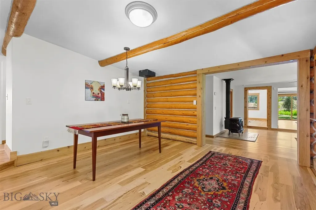 1733 W Cameron Bridge Road Bozeman MT 59718
