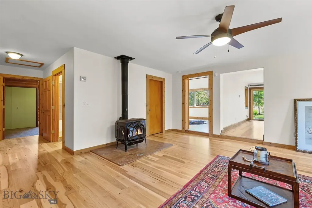 1733 W Cameron Bridge Road Bozeman MT 59718
