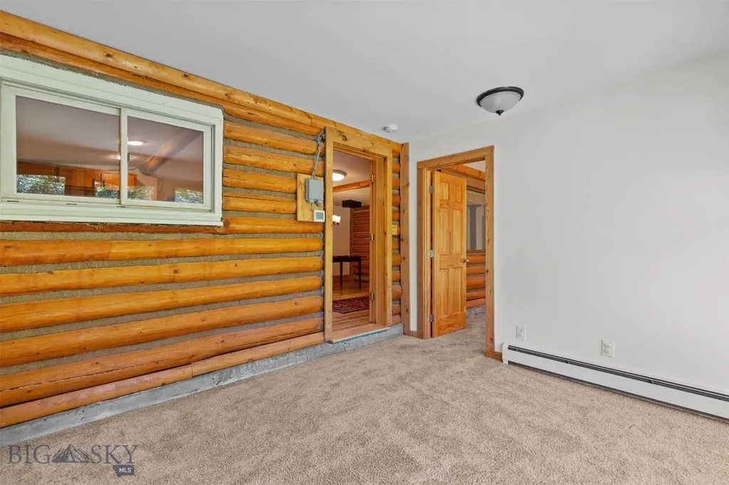 1733 W Cameron Bridge Road Bozeman MT 59718