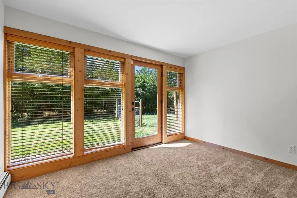 1733 W Cameron Bridge Road Bozeman MT 59718