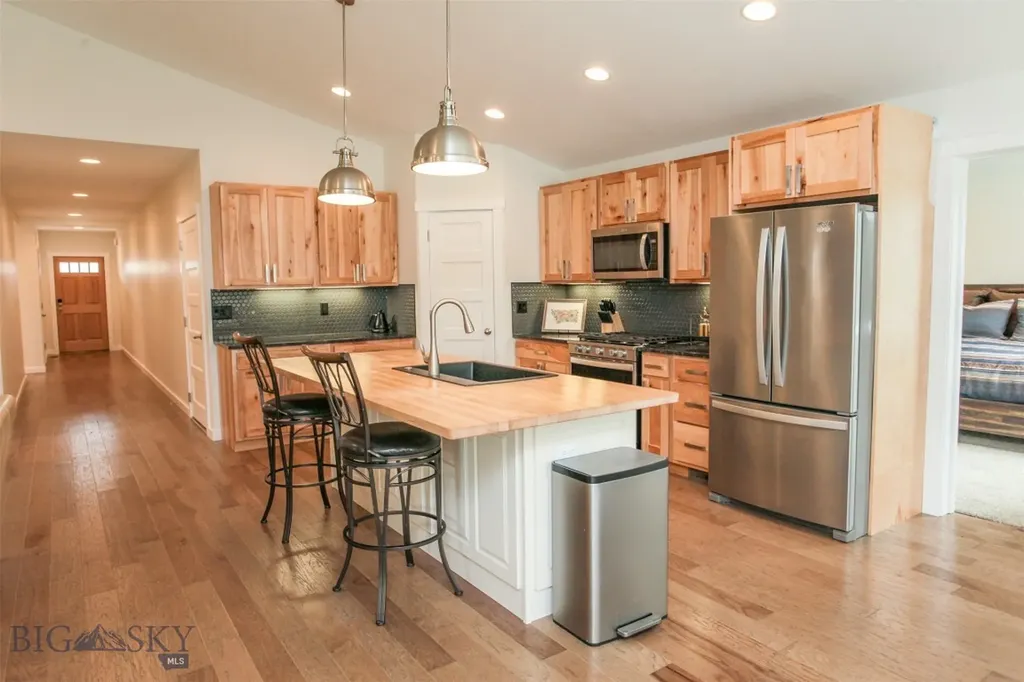 4106 Tanzanite Drive Bozeman MT 59718