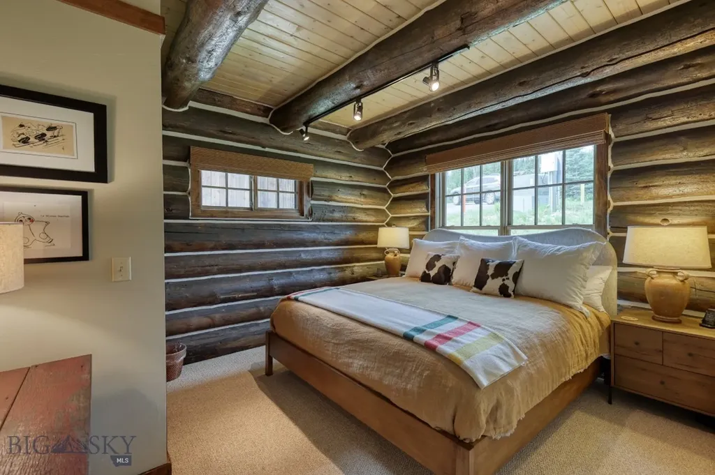 17 Manitou Loop Big Sky MT 59716