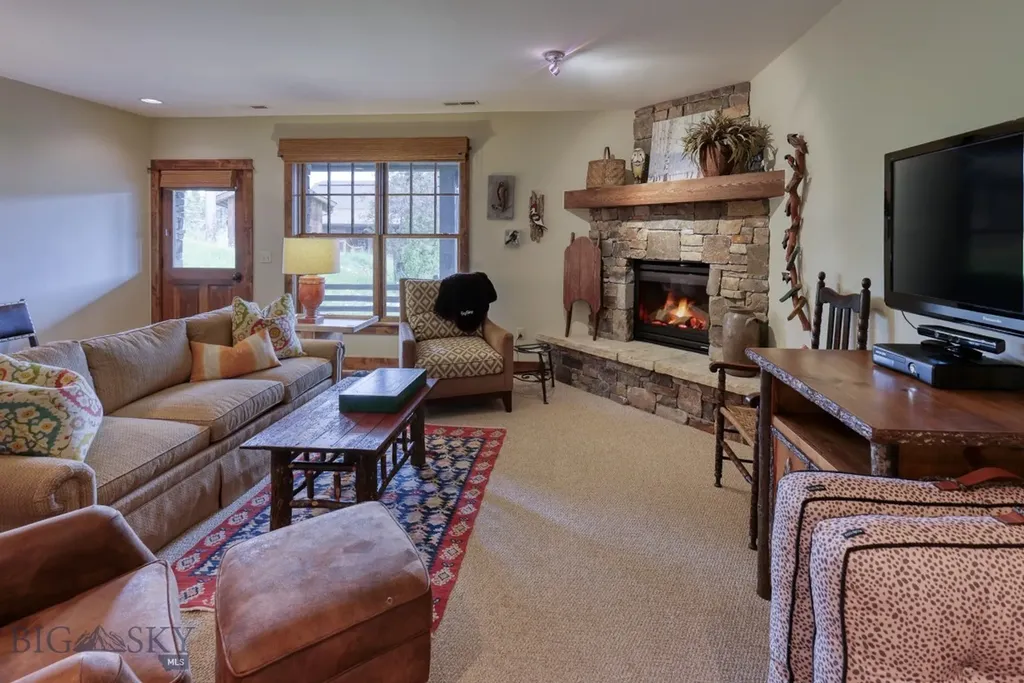17 Manitou Loop Big Sky MT 59716