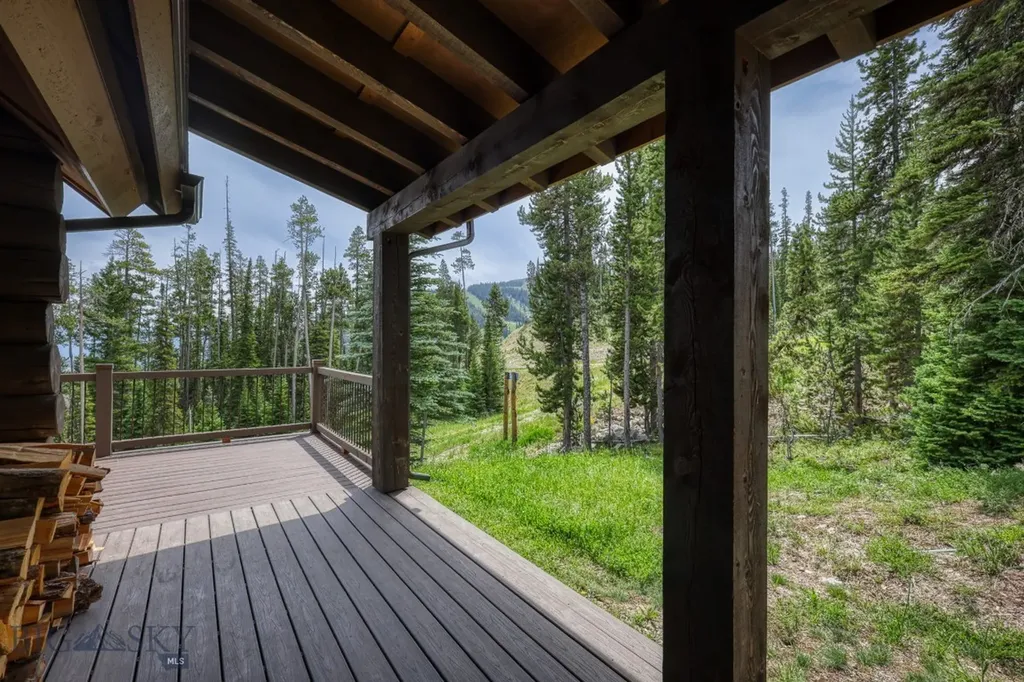 17 Manitou Loop Big Sky MT 59716