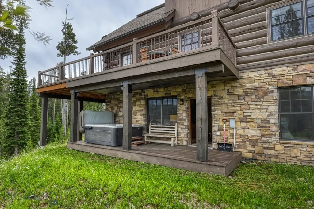 17 Manitou Loop Big Sky MT 59716