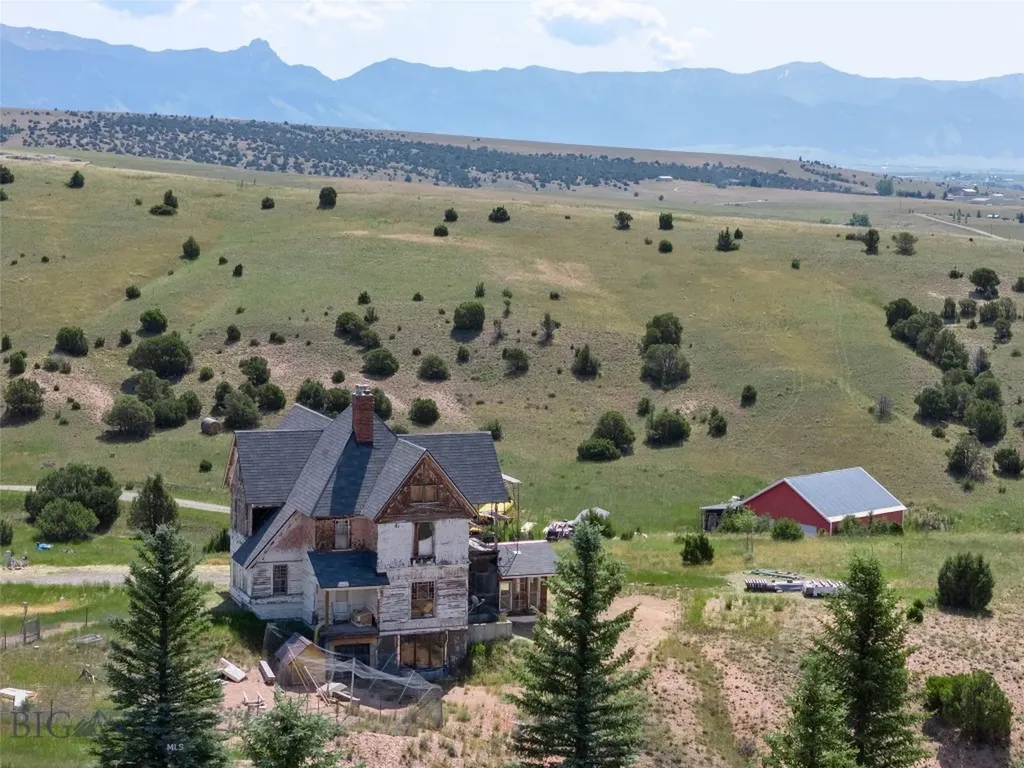 5835 Spaulding Bridge Road Belgrade MT 59714