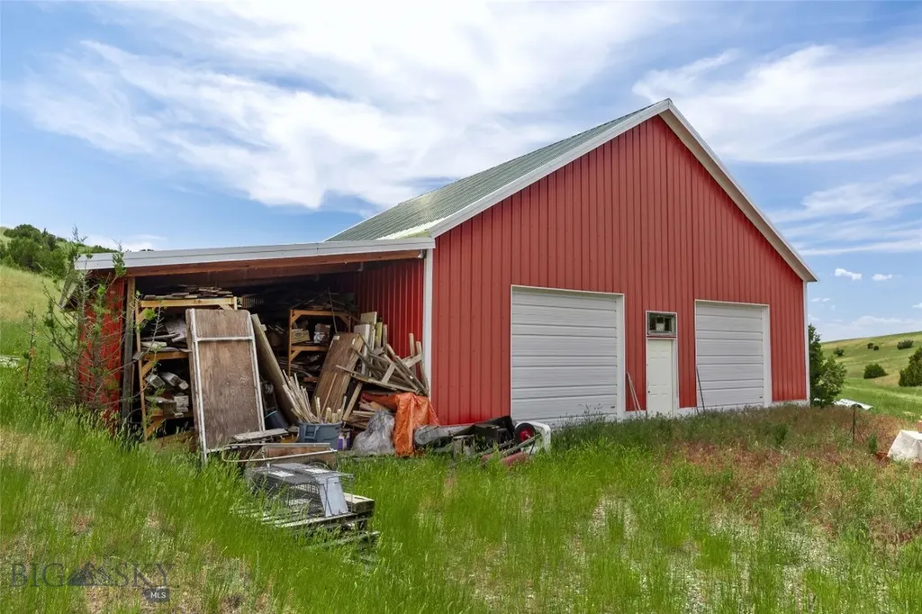 5835 Spaulding Bridge Road Belgrade MT 59714