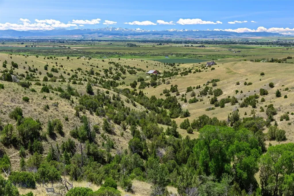 5835 Spaulding Bridge Road Belgrade MT 59714