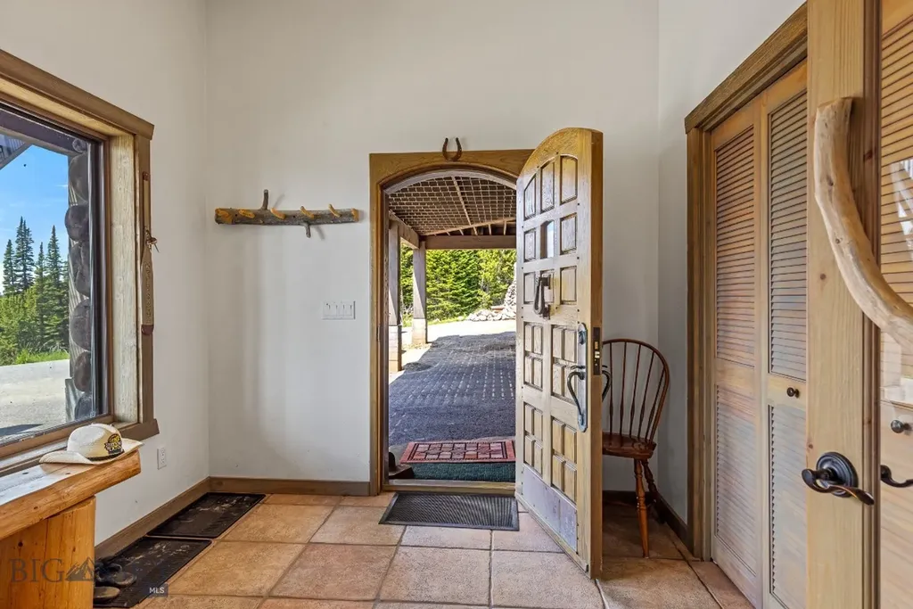 140 Upper Beehive Loop Road Big Sky MT 59716