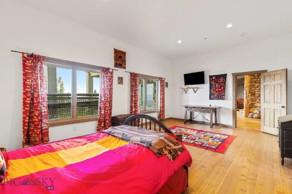 140 Upper Beehive Loop Road Big Sky MT 59716