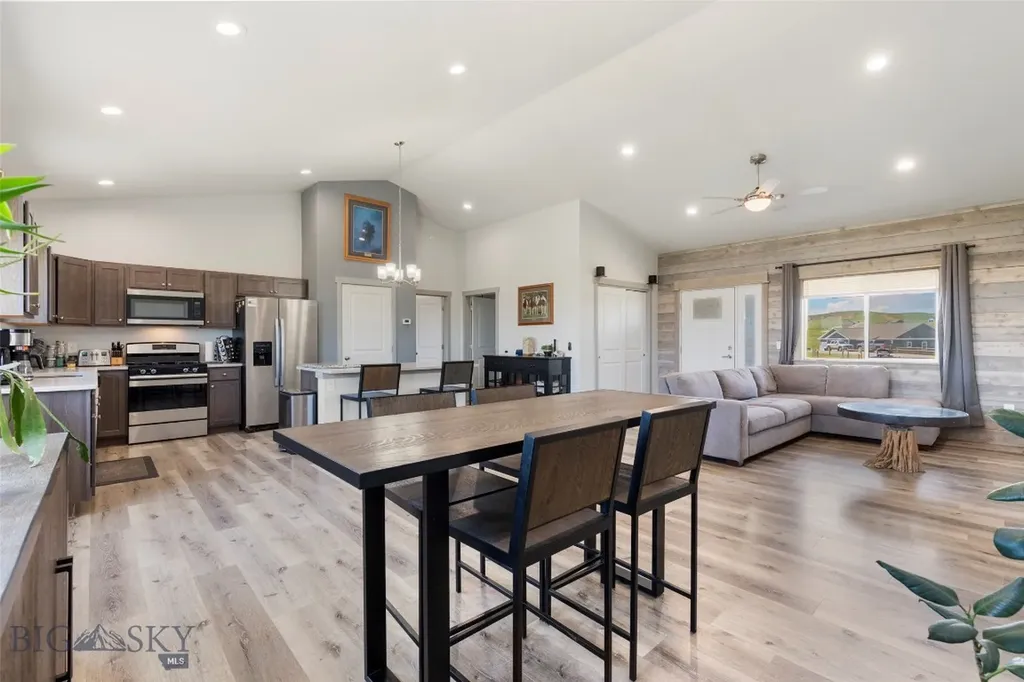 15 Santa Fe Trail Three Forks MT 59752