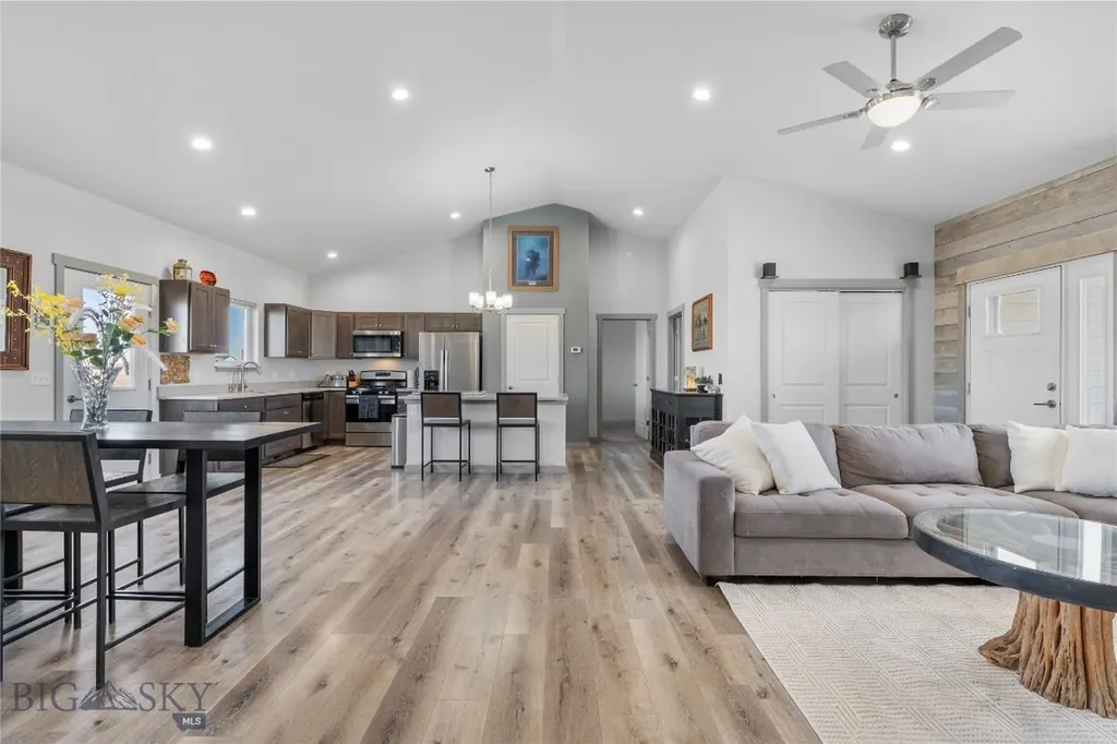 15 Santa Fe Trail Three Forks MT 59752