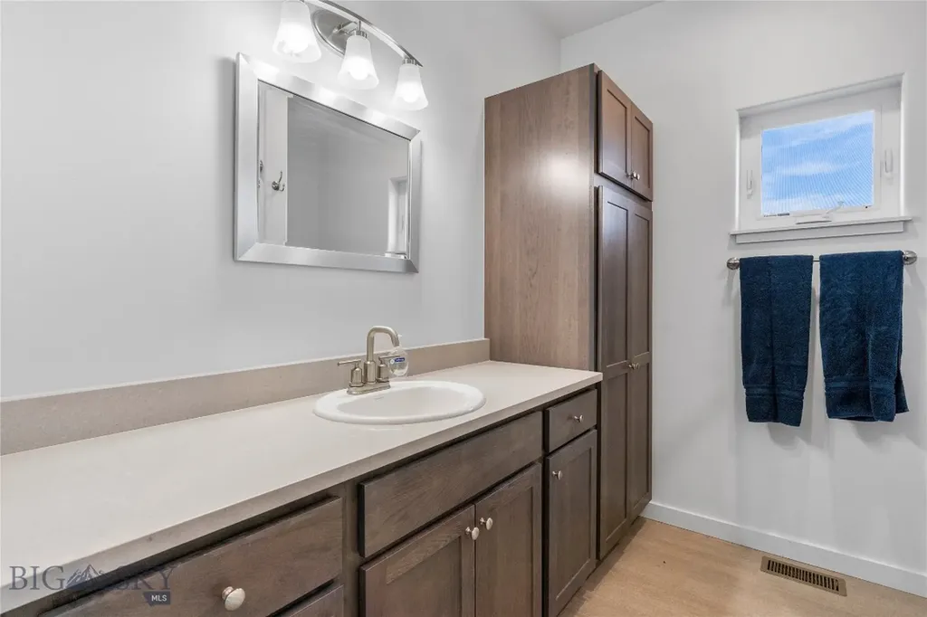 15 Santa Fe Trail Three Forks MT 59752
