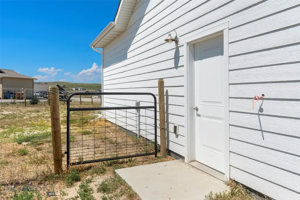 15 Santa Fe Trail Three Forks MT 59752