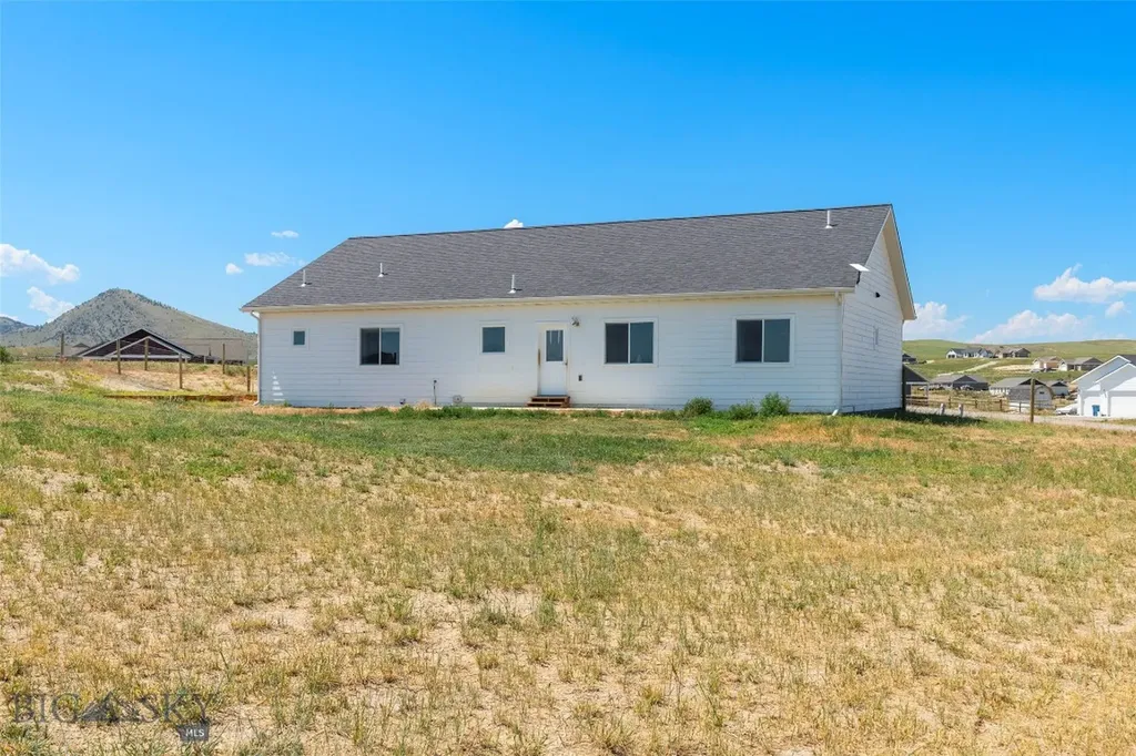 15 Santa Fe Trail Three Forks MT 59752