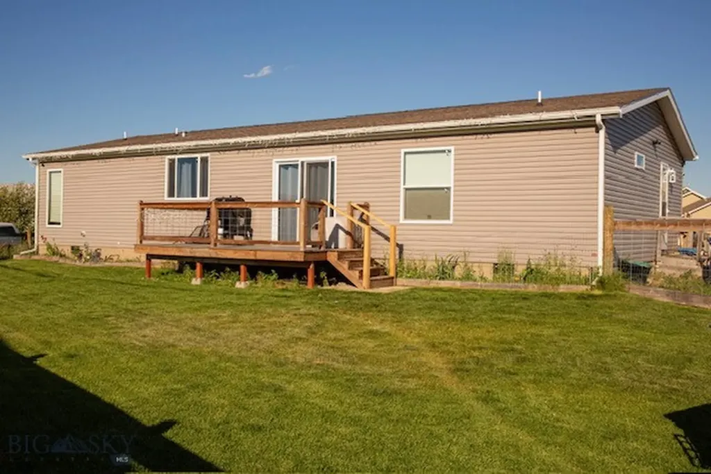 1102 E 2nd Street Big Timber MT 59011