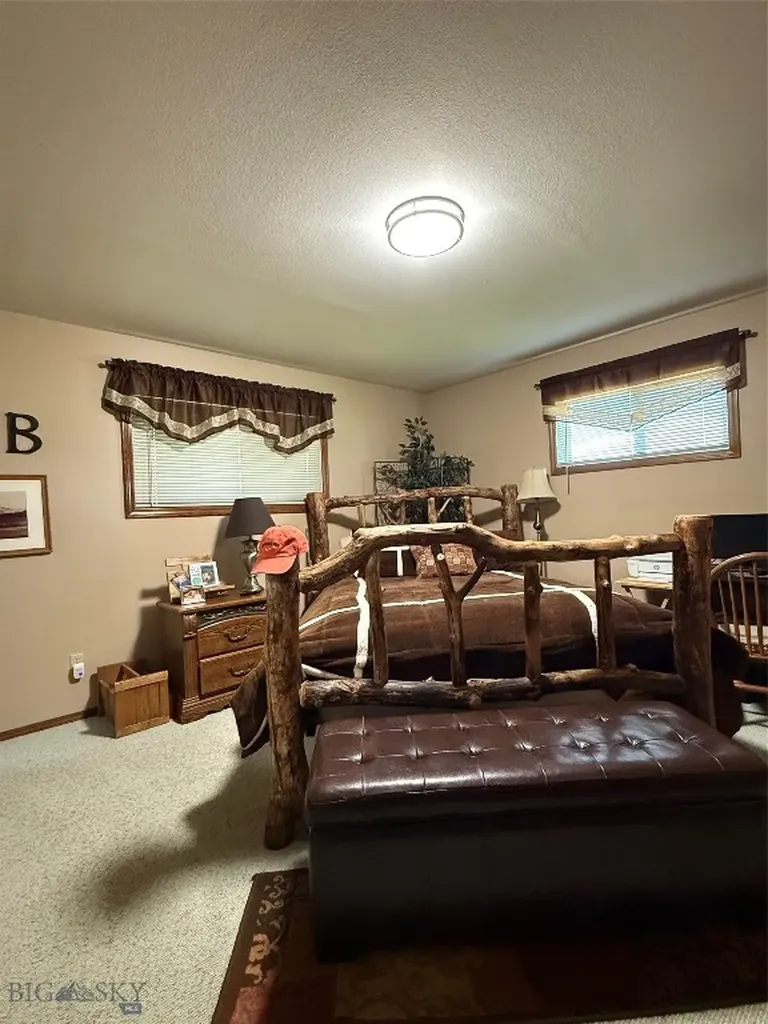 19970 Mount Highway 91 N Glen MT 59732