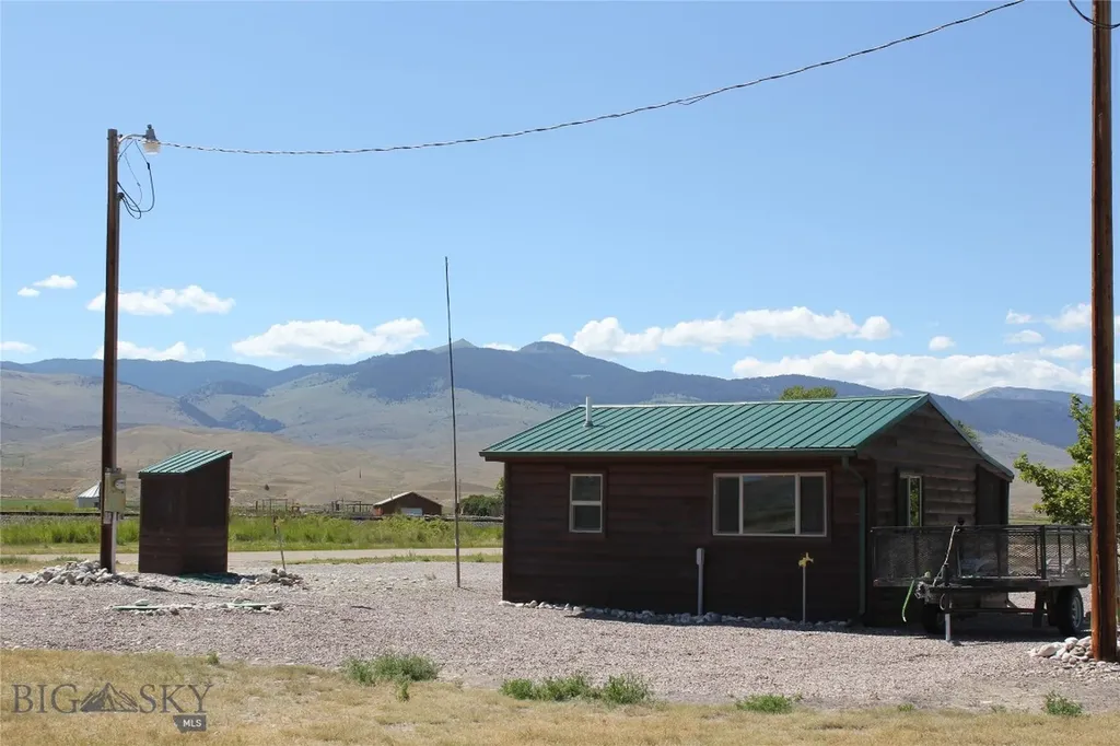 19970 Mount Highway 91 N Glen MT 59732