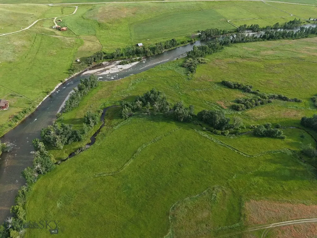 8 West Fork Road Nye MT 59061