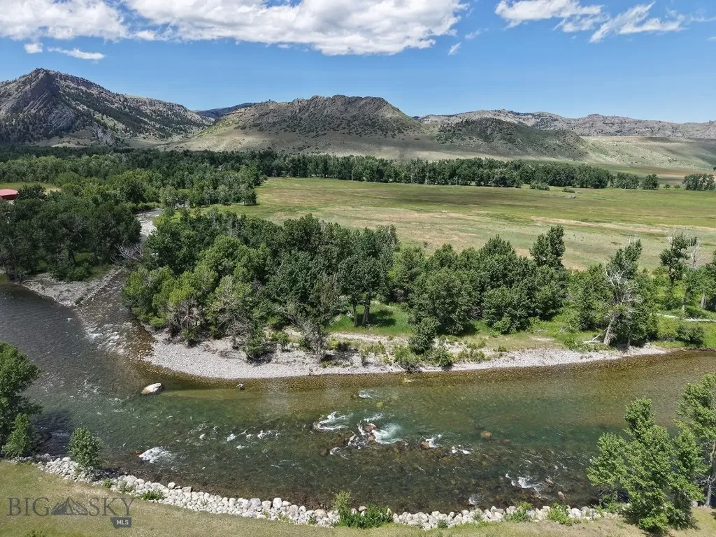 8 West Fork Road Nye MT 59061