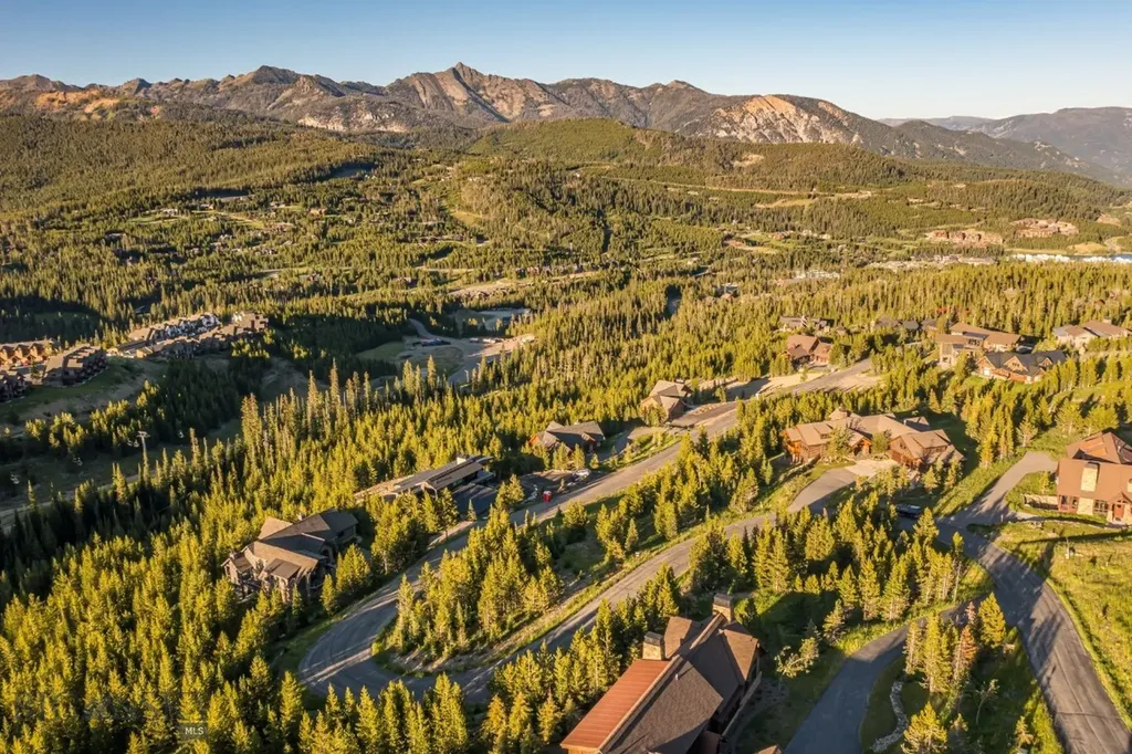 Tbd Diamond Hitch Road, Lot 20 Big Sky MT 59716
