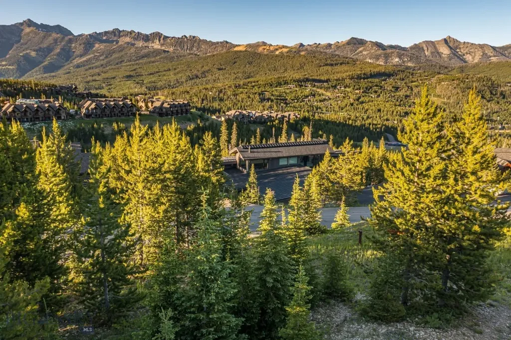 Tbd Diamond Hitch Road, Lot 20 Big Sky MT 59716