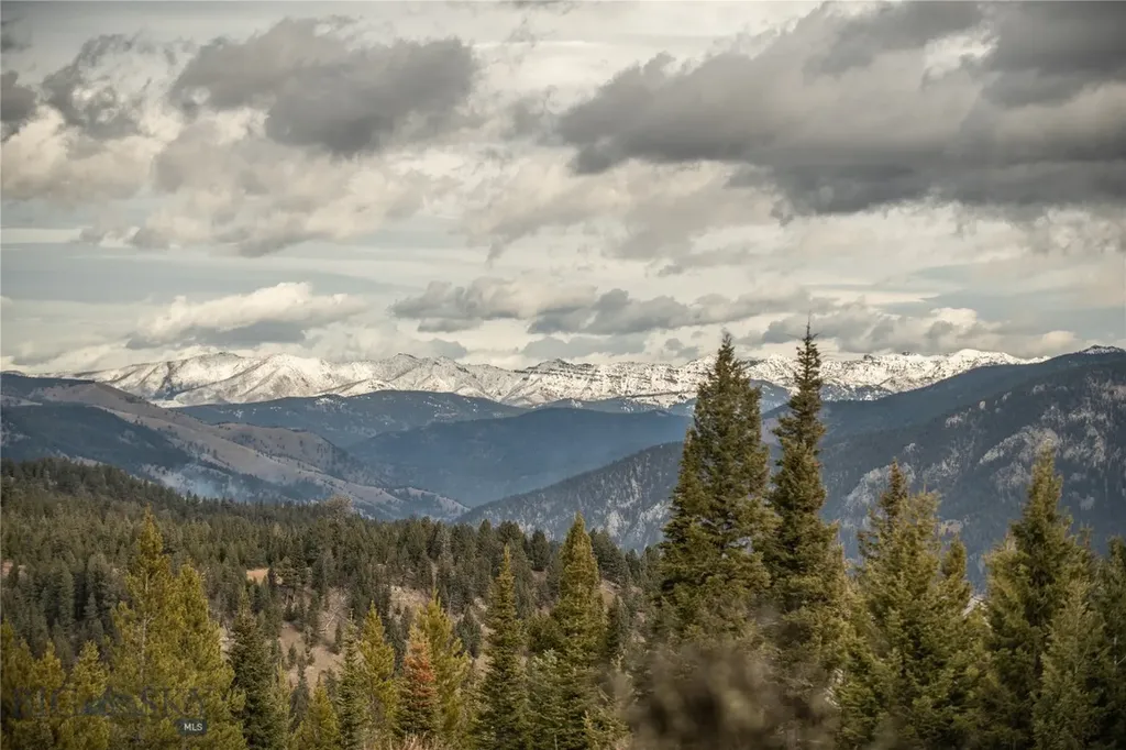Lot 20 Charles Russell Loop Big Sky MT 59716