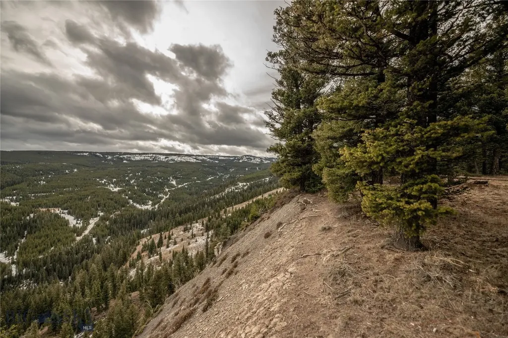 Lot 20 Charles Russell Loop Big Sky MT 59716
