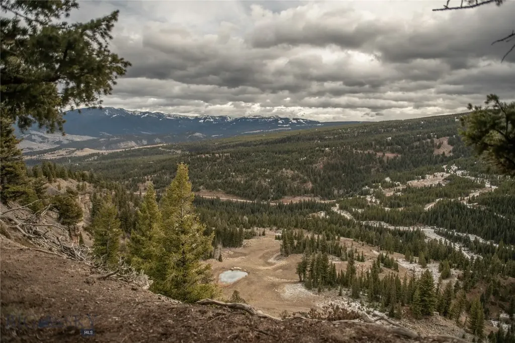 Lot 20 Charles Russell Loop Big Sky MT 59716