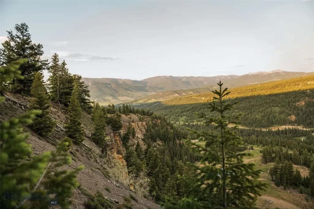 Lot 20 Charles Russell Loop Big Sky MT 59716
