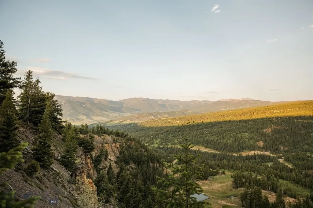 Lot 20 Charles Russell Loop Big Sky MT 59716