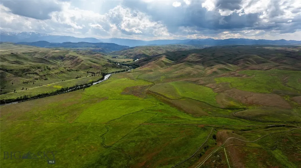 287 Spring Creek Road Absarokee MT 59001