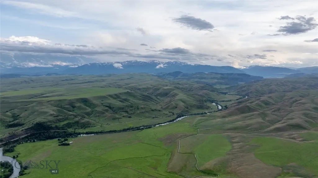 287 Spring Creek Road Absarokee MT 59001