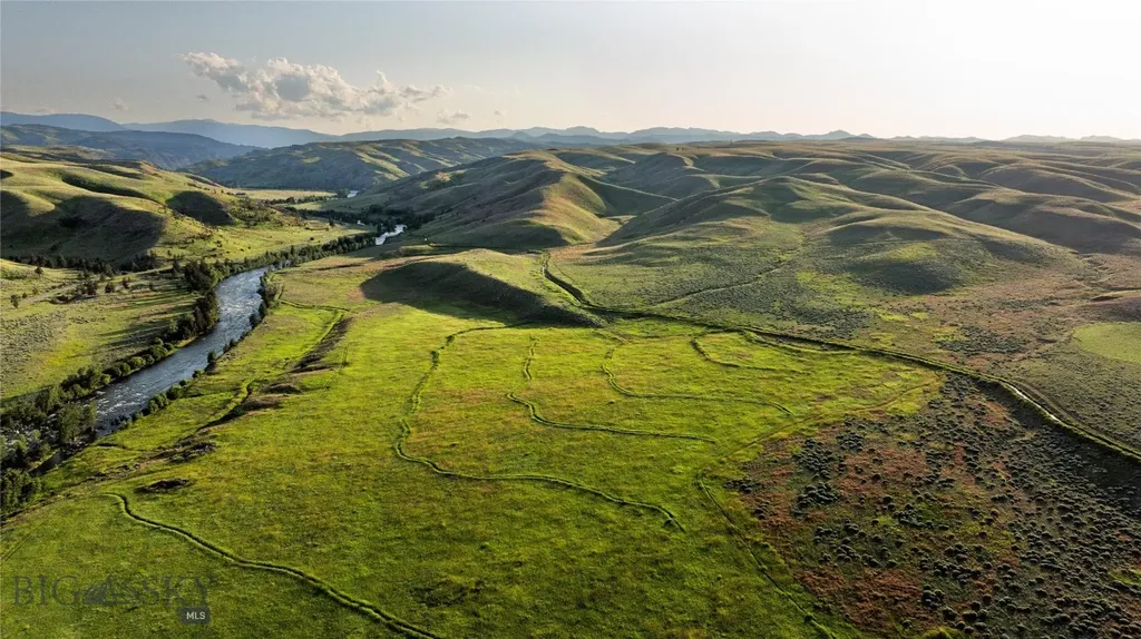 287 Spring Creek Road Absarokee MT 59001