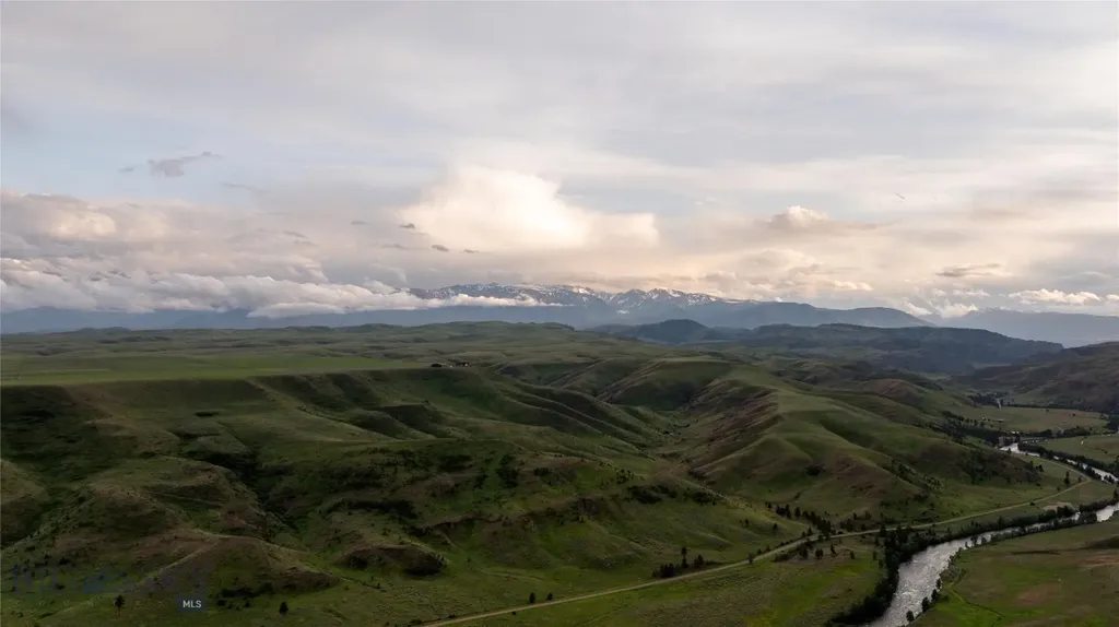 287 Spring Creek Road Absarokee MT 59001