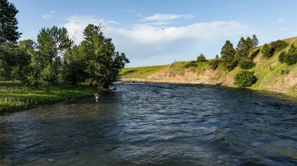 287 Spring Creek Road Absarokee MT 59001