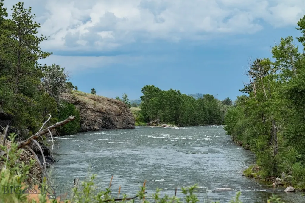 287 Spring Creek Road Absarokee MT 59001