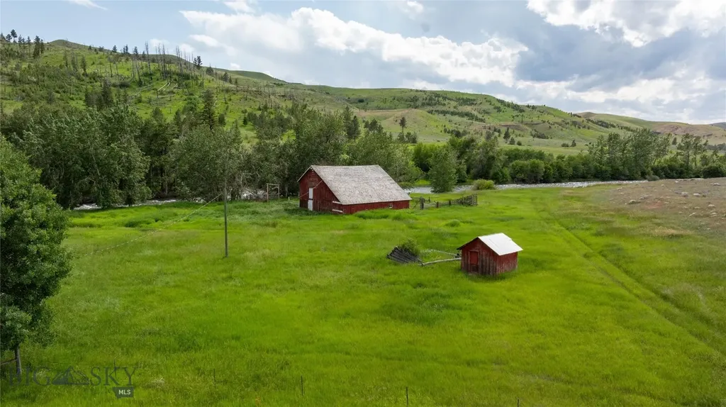 287 Spring Creek Road Absarokee MT 59001