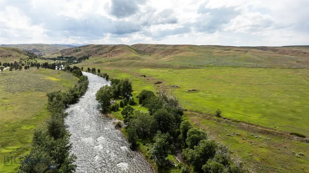 287 Spring Creek Road Absarokee MT 59001