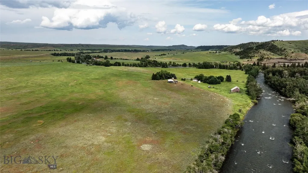 287 Spring Creek Road Absarokee MT 59001