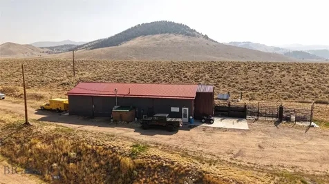 2900 Pioneer Mountains Scenic Byway Polaris MT 59746