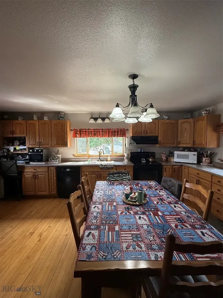 485 N Main Lima MT 59739