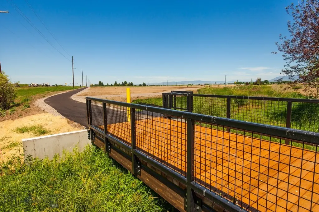 3555 Royal Wolf Way Bozeman MT 59718